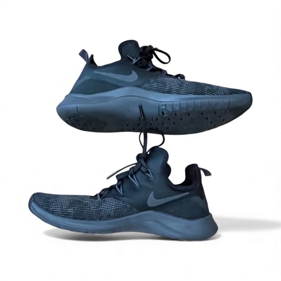 EUC - Nike Free TR 8 Flock Black Thunder Grey Workout Shoe Women's Size 10 - Picture 4 of 10